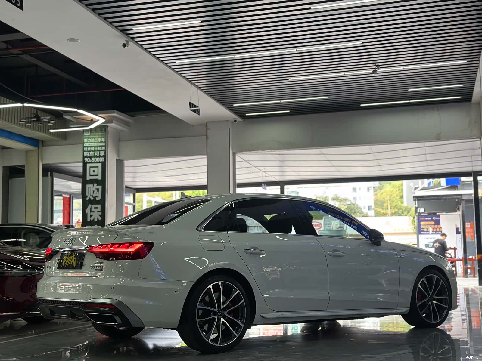 Audi A4L, 2022 6