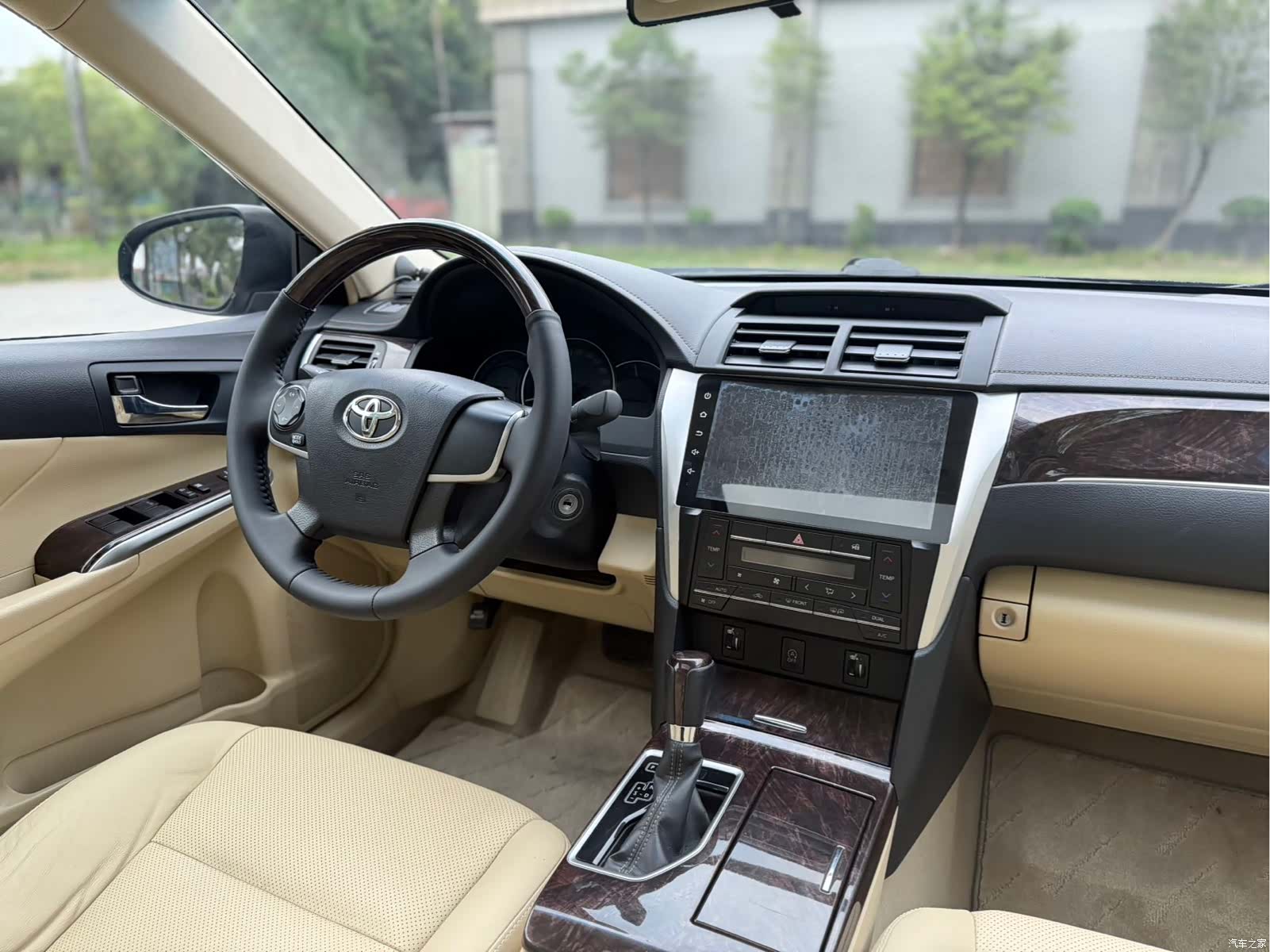 Toyota Camry, 2016 12