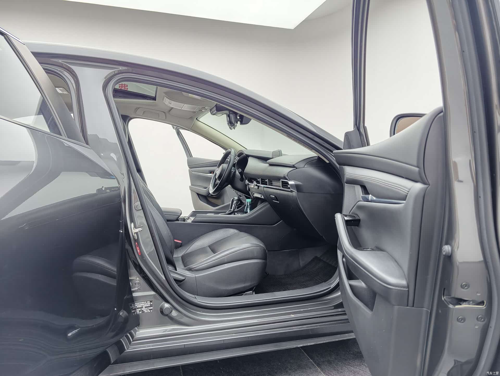 Mazda Mazda3, 2021 16