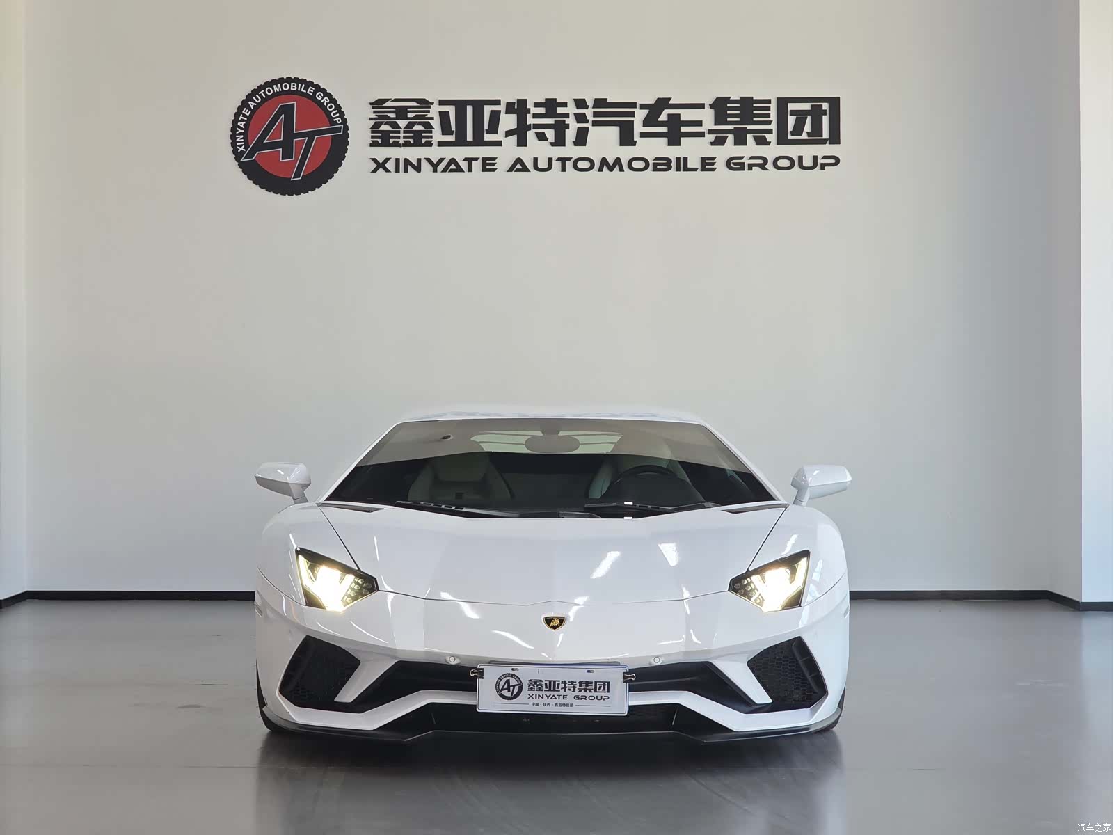Lamborghini Aventador, 2012 3