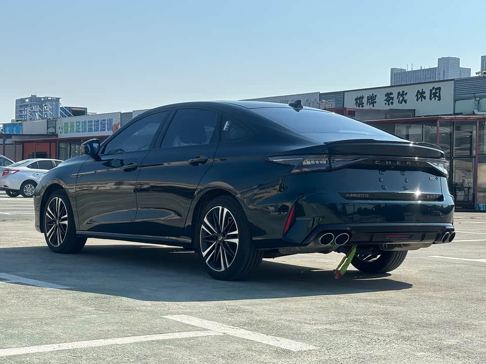 Chery Arrizo 8