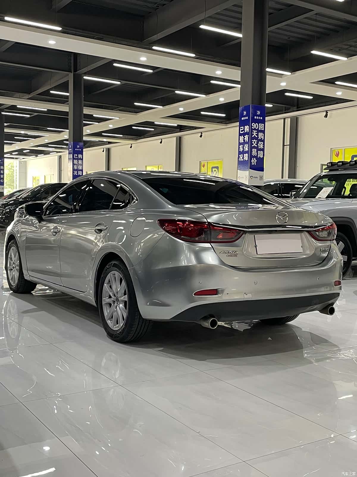 Mazda Atenza, 2018 6