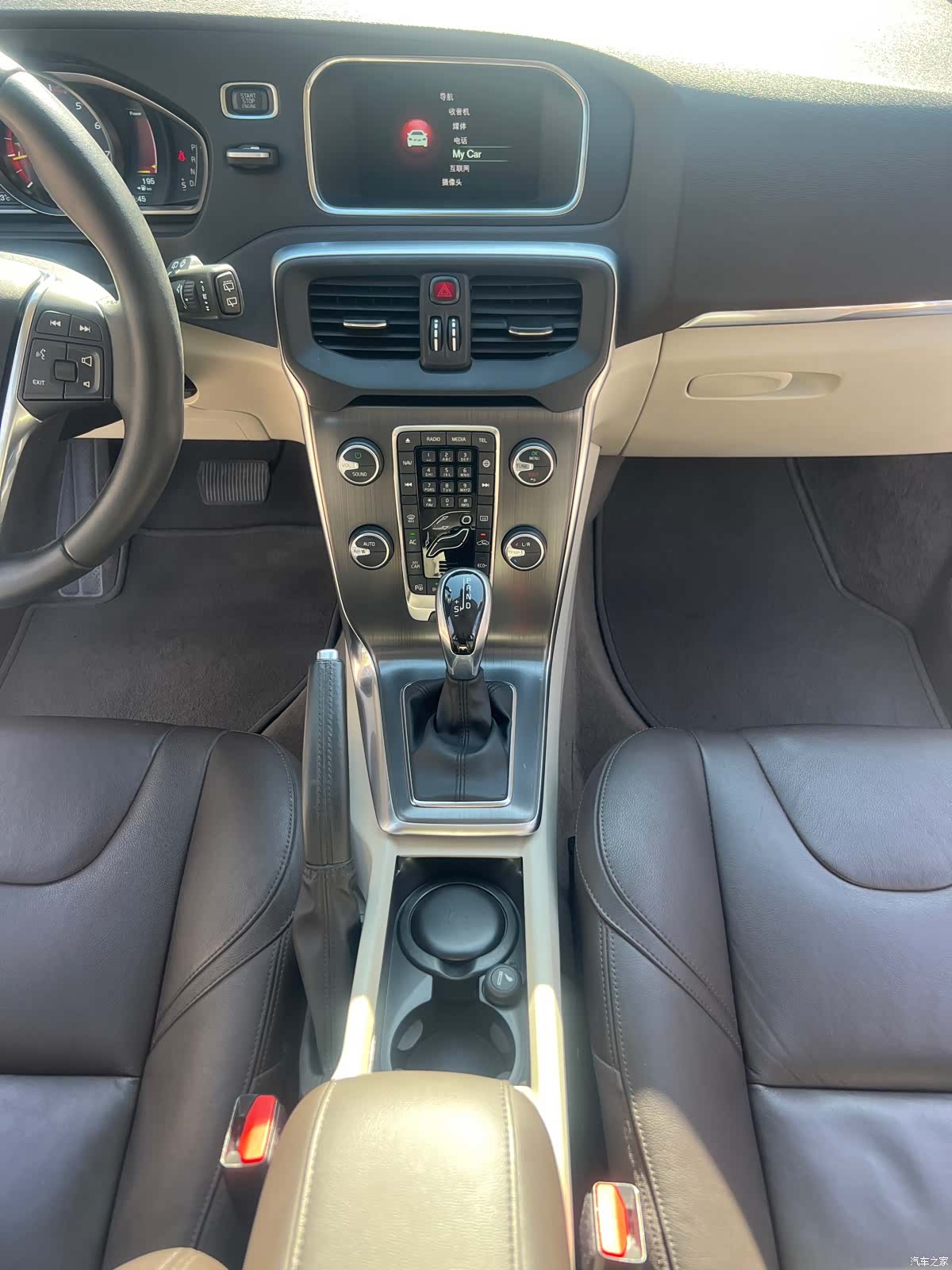 Volvo V40, 2016 20