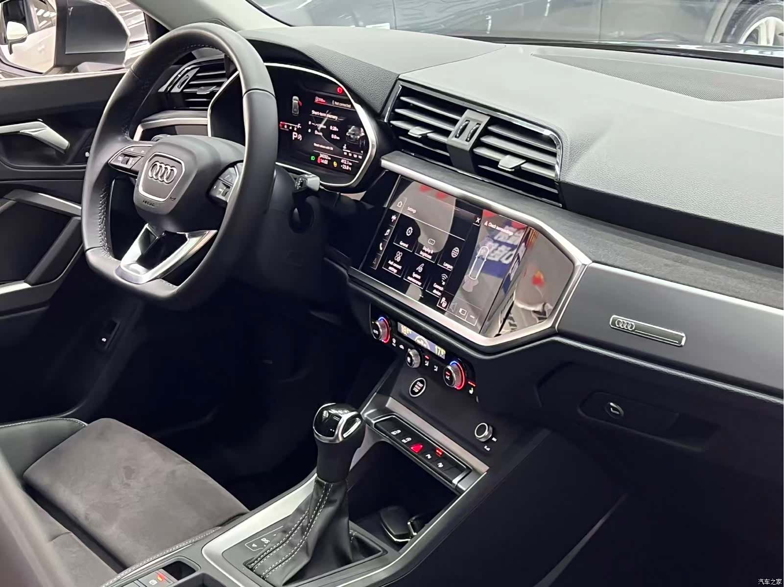 Audi Q3, 2023 21