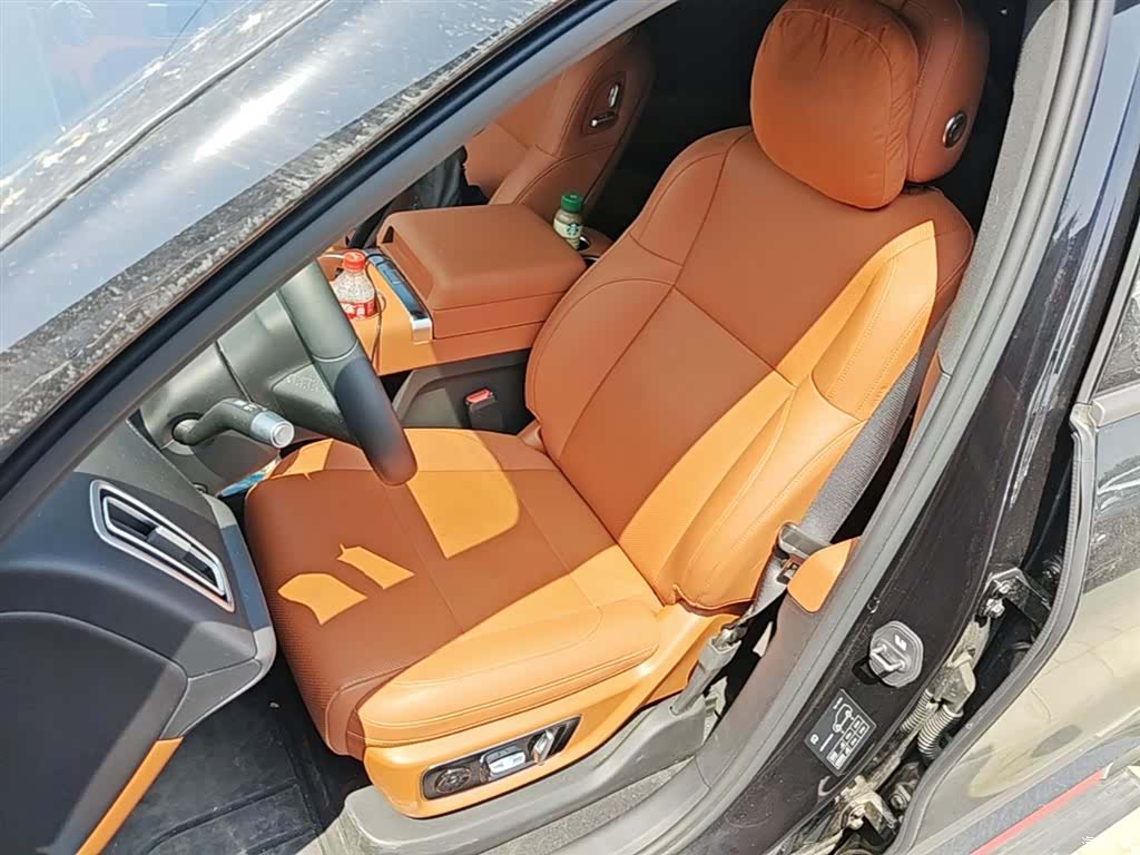 Li Auto L9, 2025 15