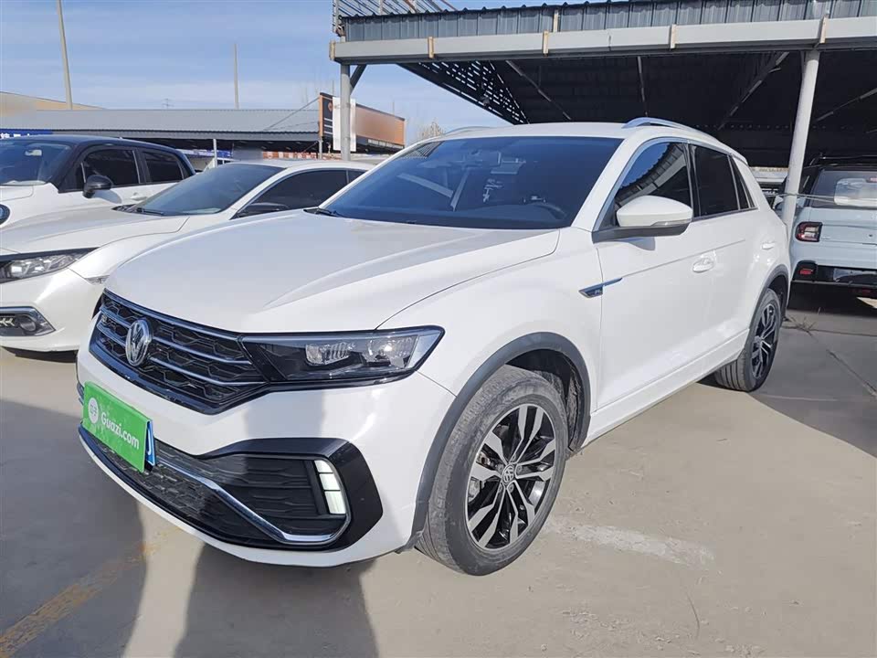 Volkswagen T-ROC exploring Songs
