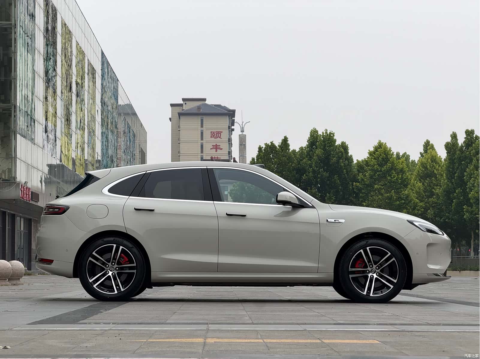 AITO M5, 2025 13