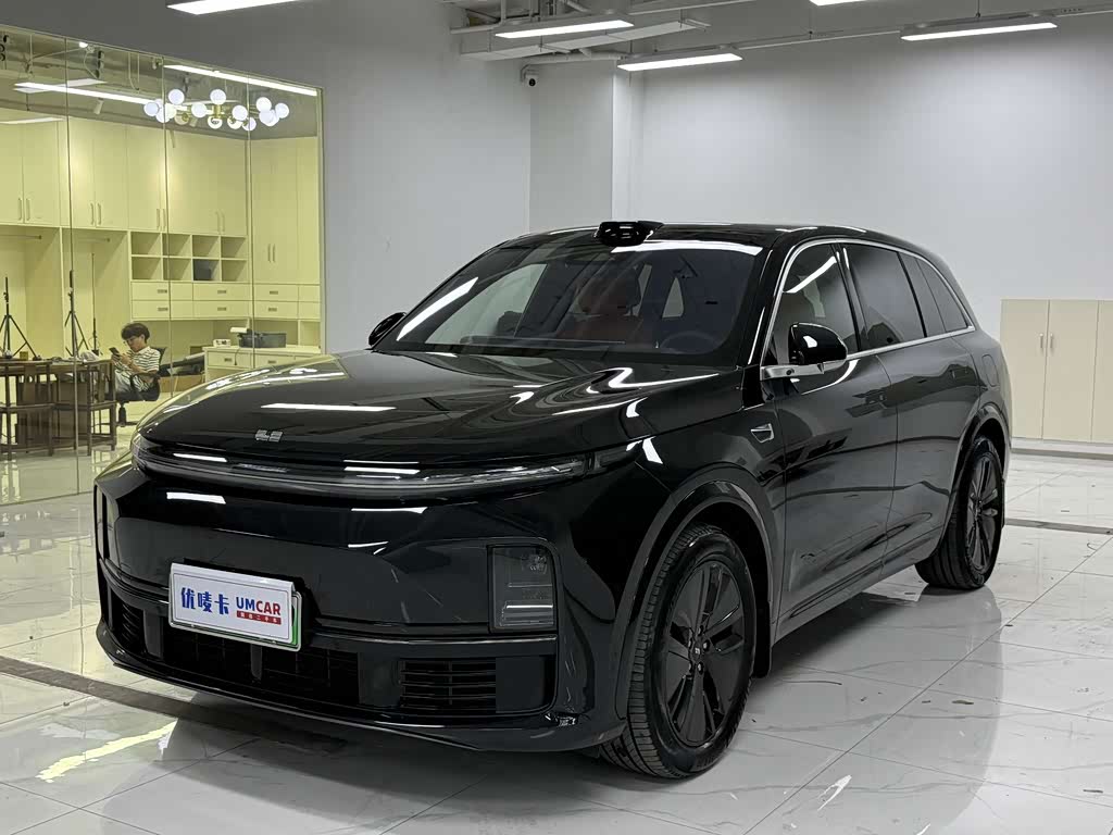 Li Auto L7
