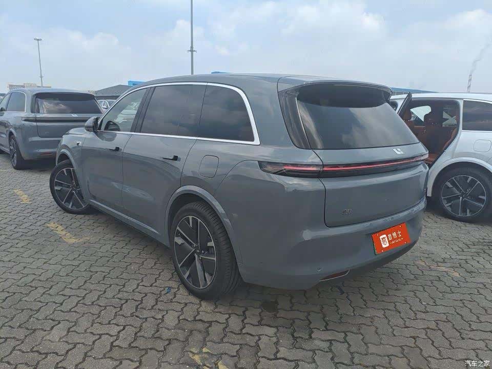 Li Auto L8, 2025 4