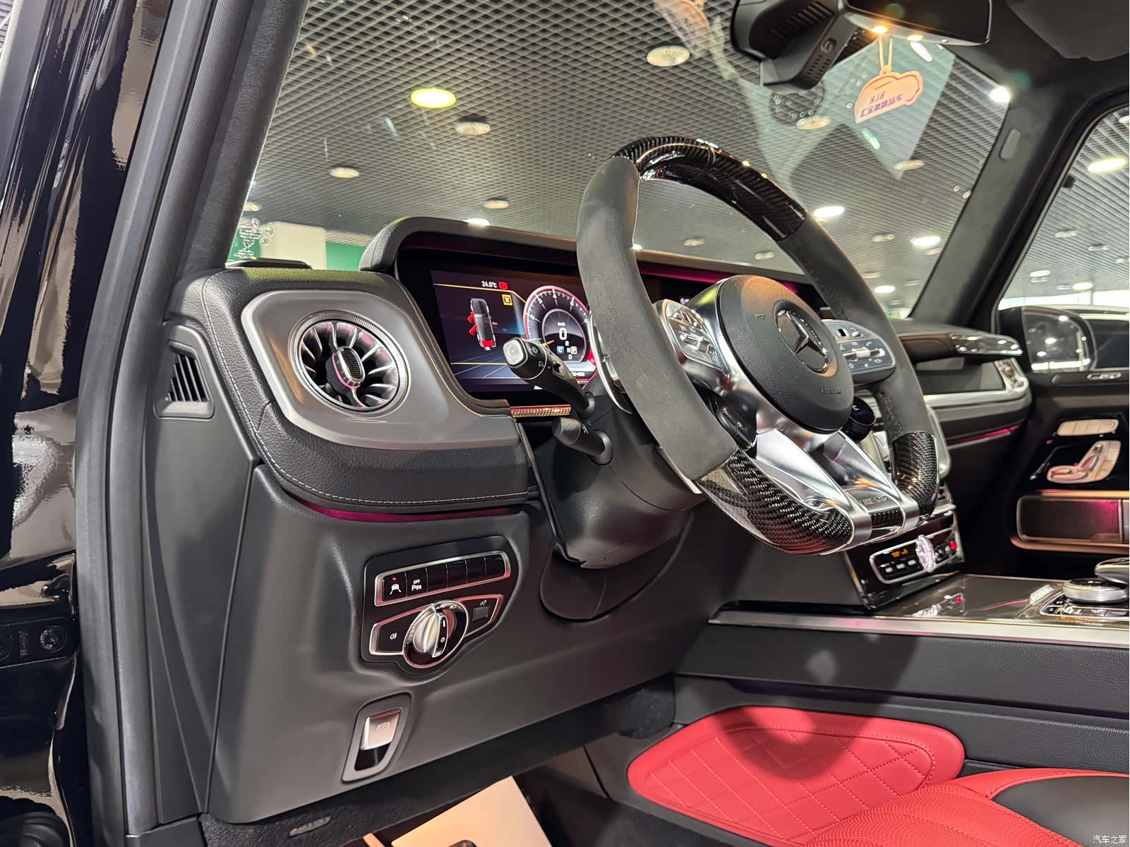 Mercedes-Benz G-Class, 2018 13