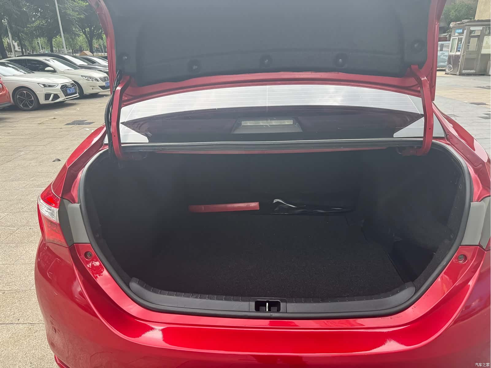 Toyota Corolla, 2015 14