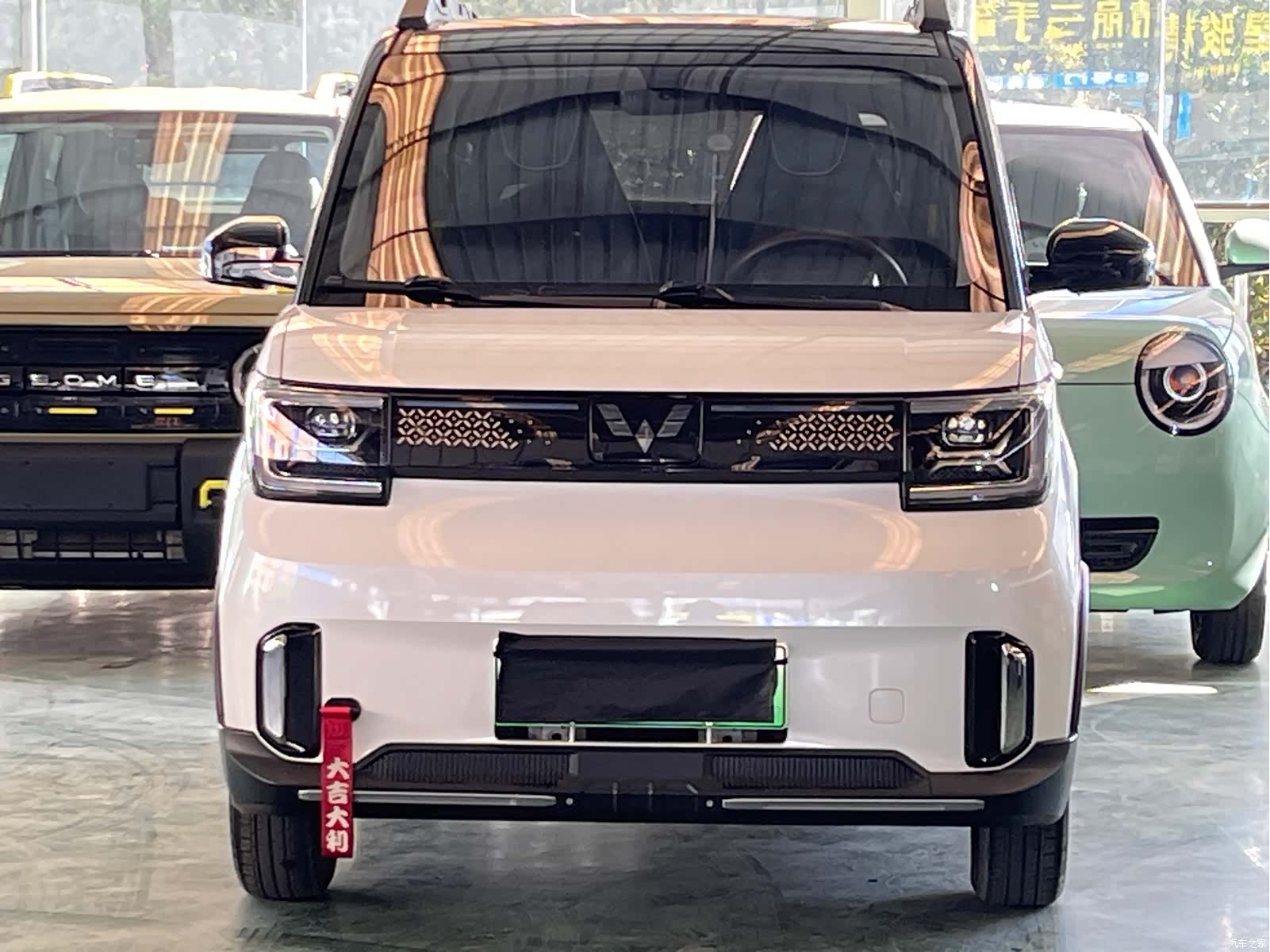 Wuling MINIEV, 2024 2