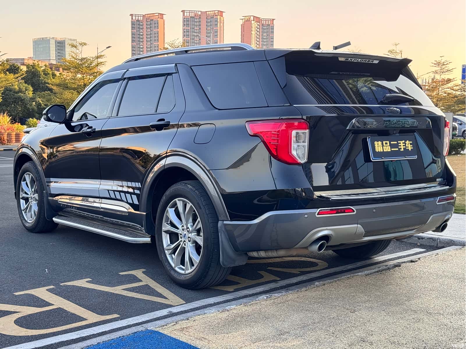 Ford Explorer, 2022 7