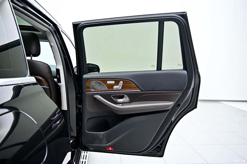 Mercedes-Benz GLS, 2022 22