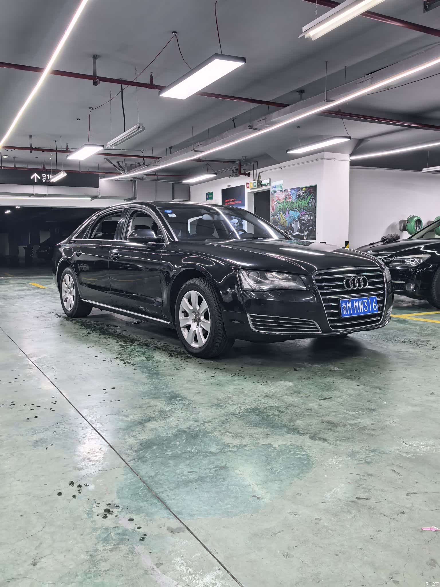 Audi A8L, 2013 3
