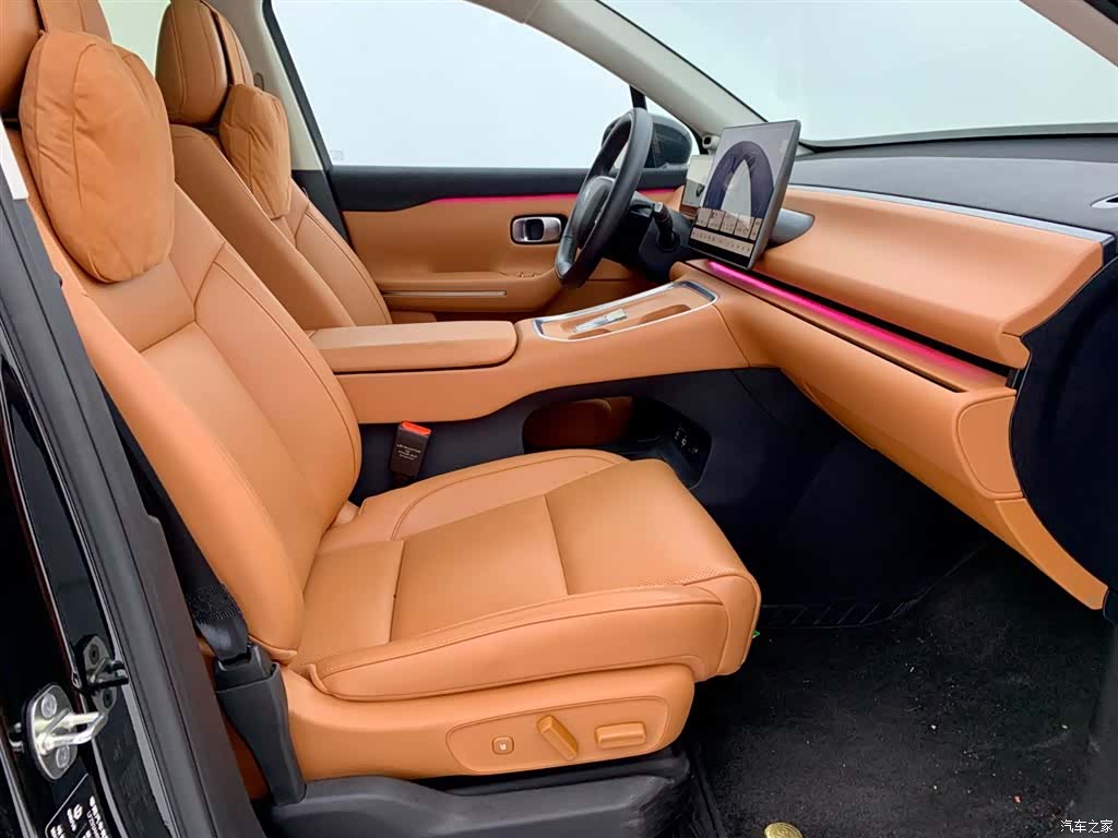Leapmotor C16, 2025 15