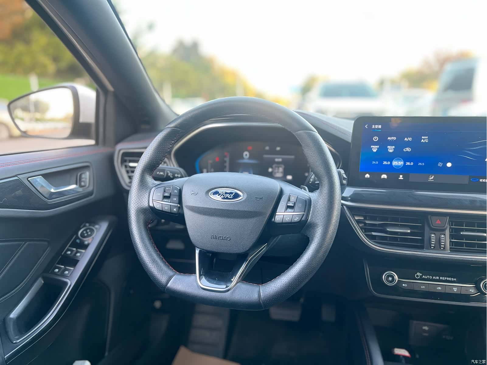Ford Focus, 2022 8