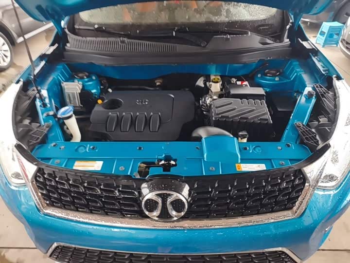 BAIC shen bao X35 2016 1.5L МКПП Luxury