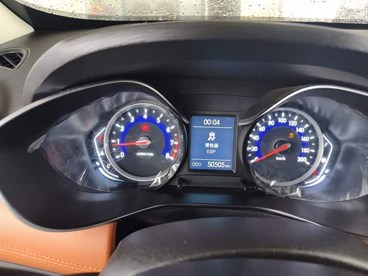 BAIC shen bao X35 2016 1.5L МКПП Luxury