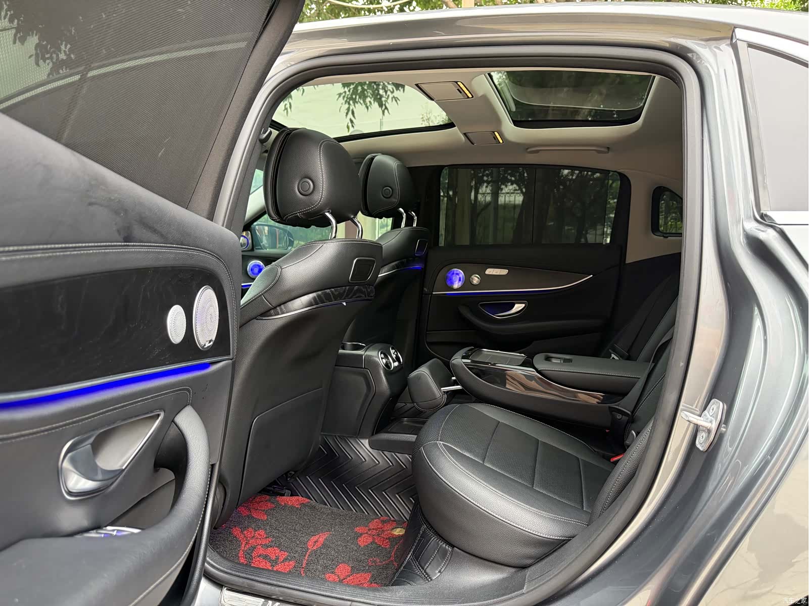 Mercedes-Benz E-Class, 2018 21