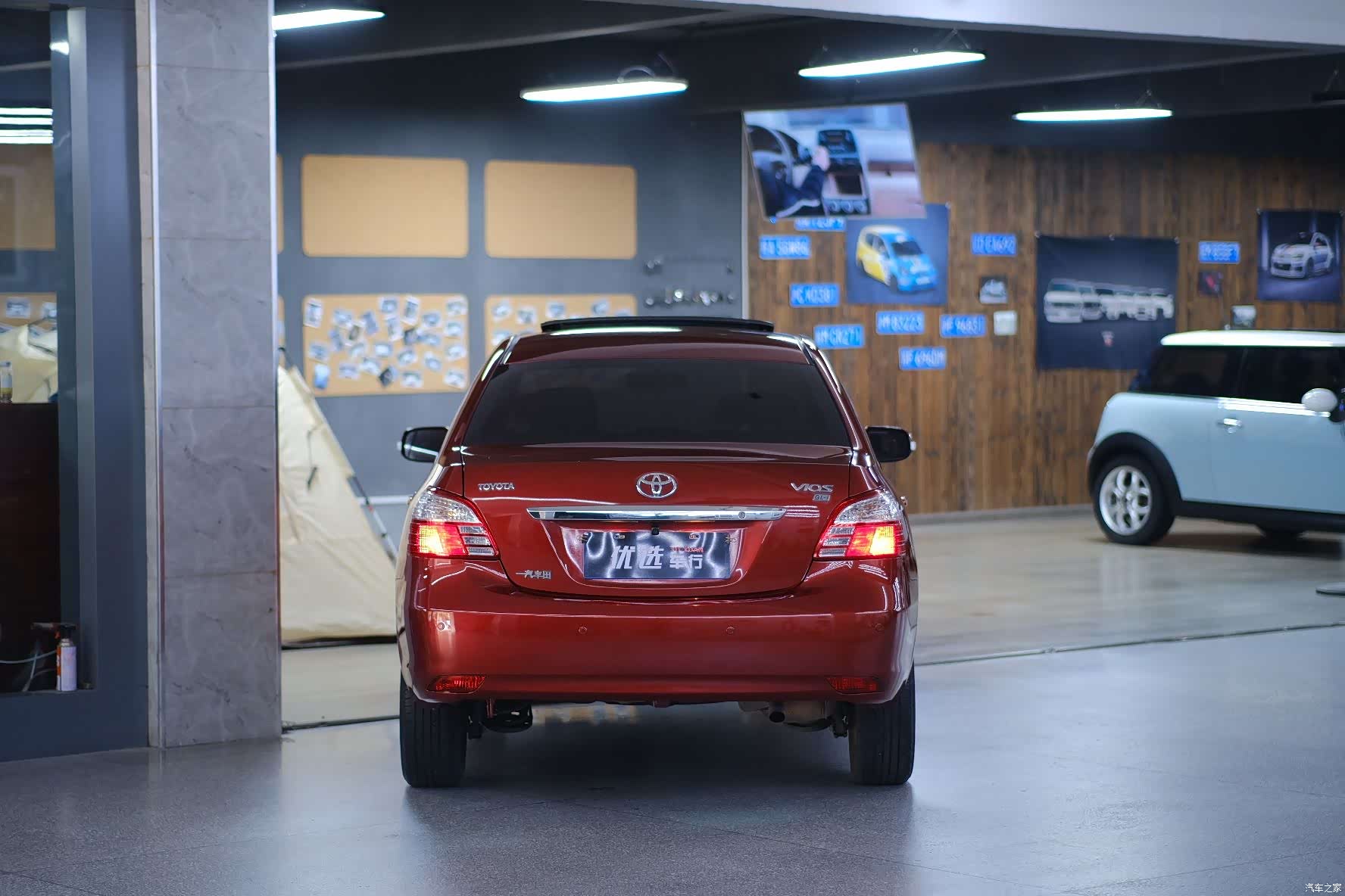 Toyota GL-S, 2012 14