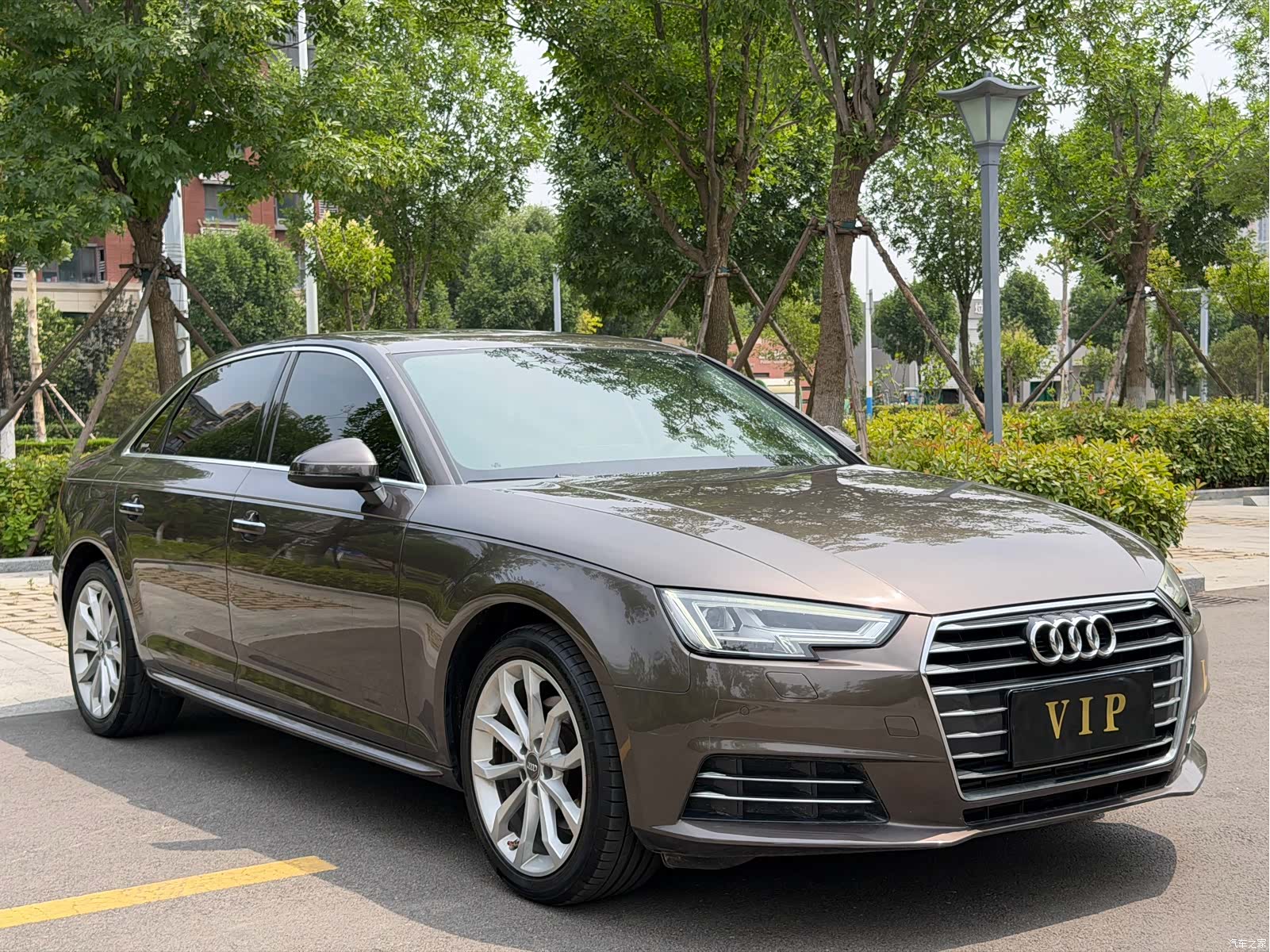 Audi A4L, 2017 3