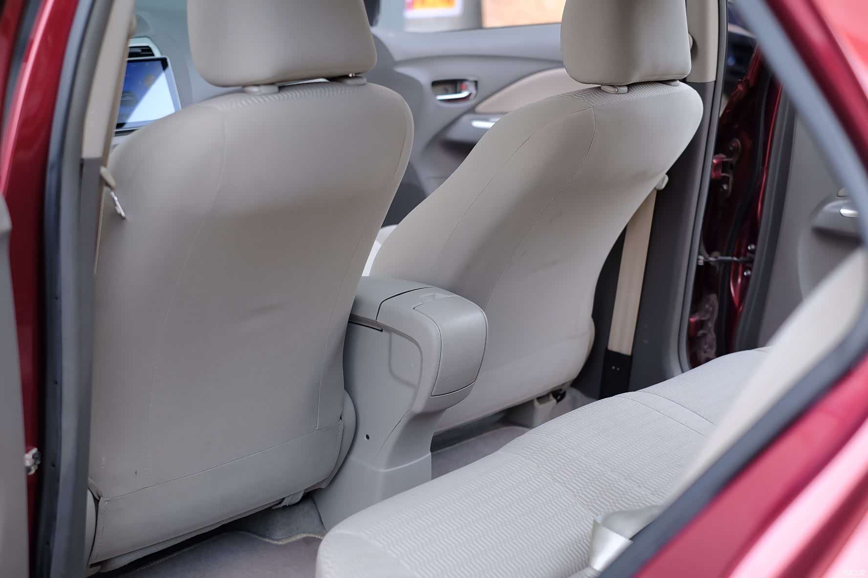 Toyota GL-S, 2012 60