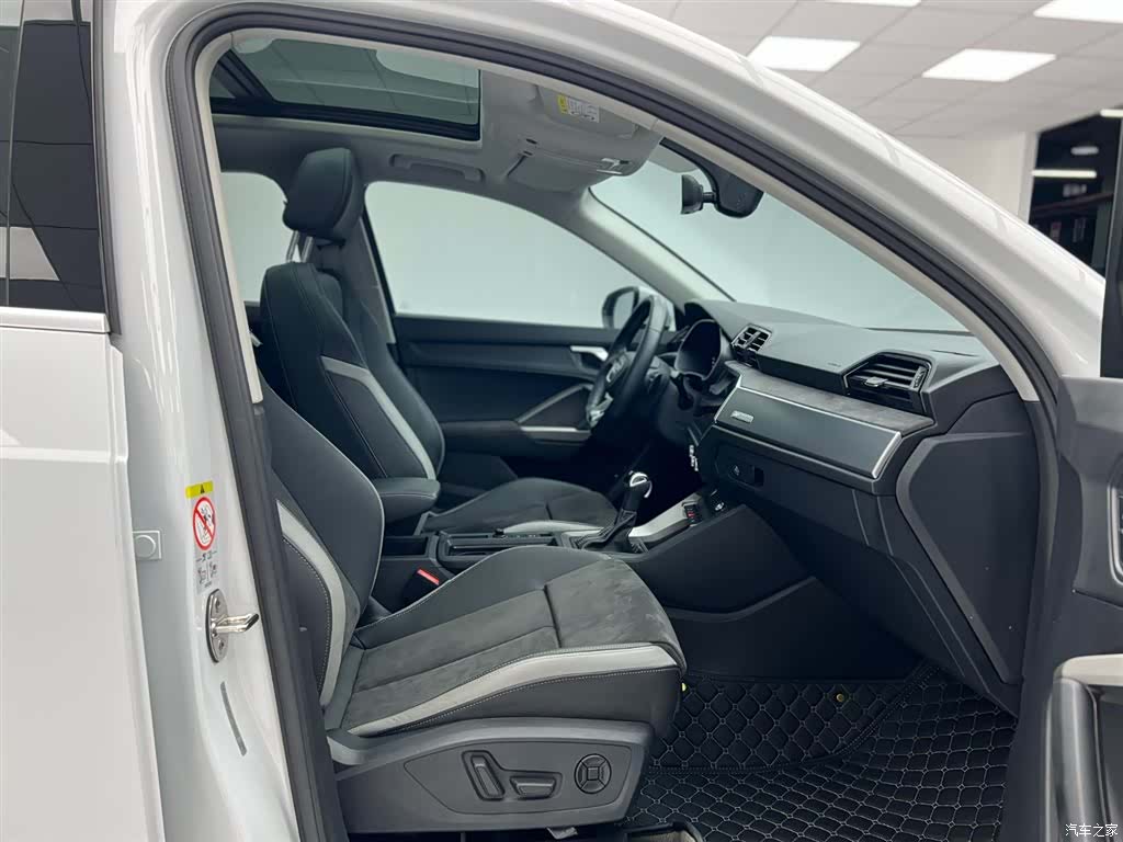 Audi Q3, 2022 17