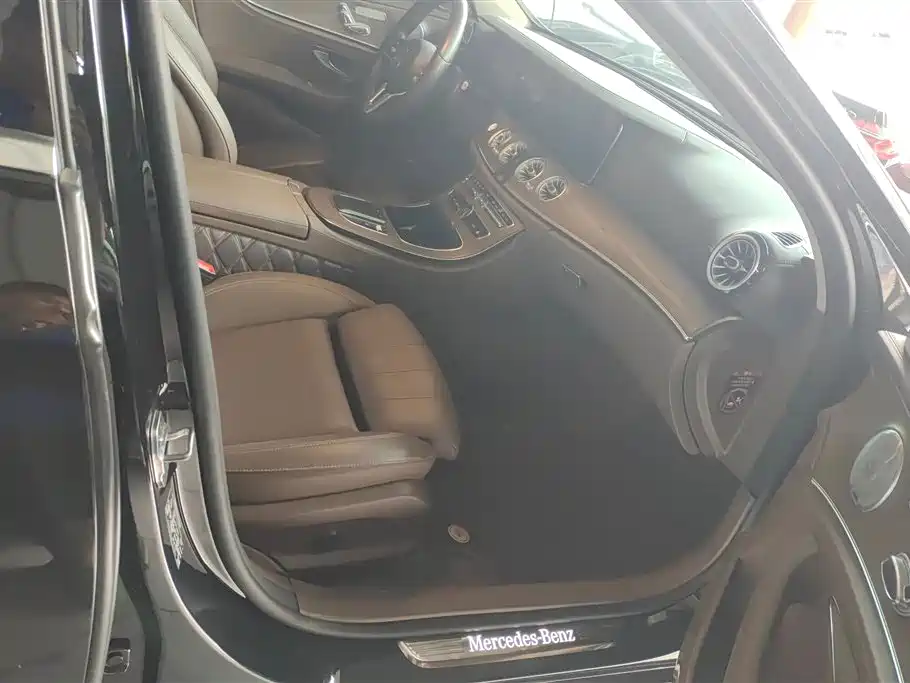 Mercedes-Benz E-class Mercedes-Benz E-class