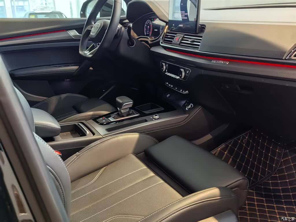 Audi Q5L, 2025 8