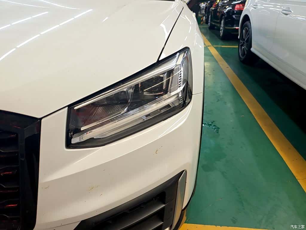 Audi Q2L, 2021 24
