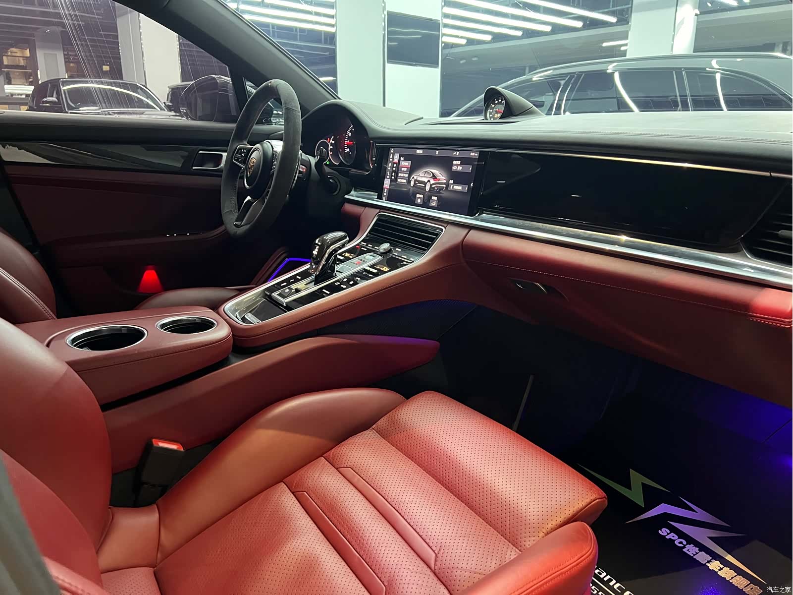 Porsche Panamera, 2018 11