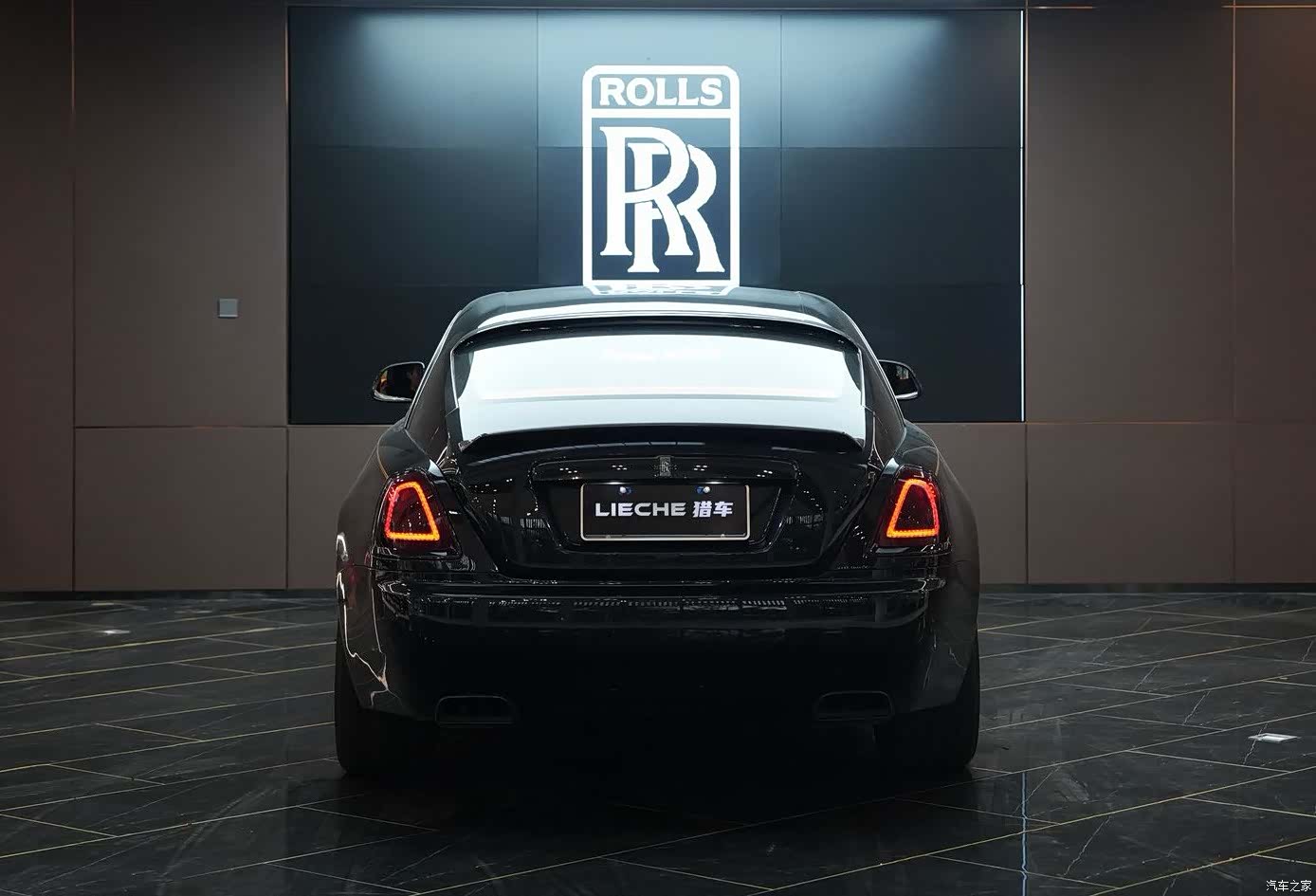 Rolls-Royce Wraith, 2018 8