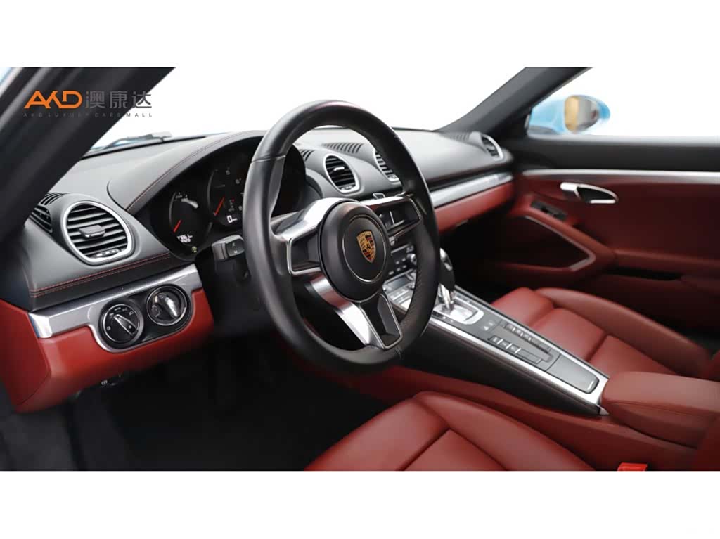 Porsche Cayman, 2019 все фото