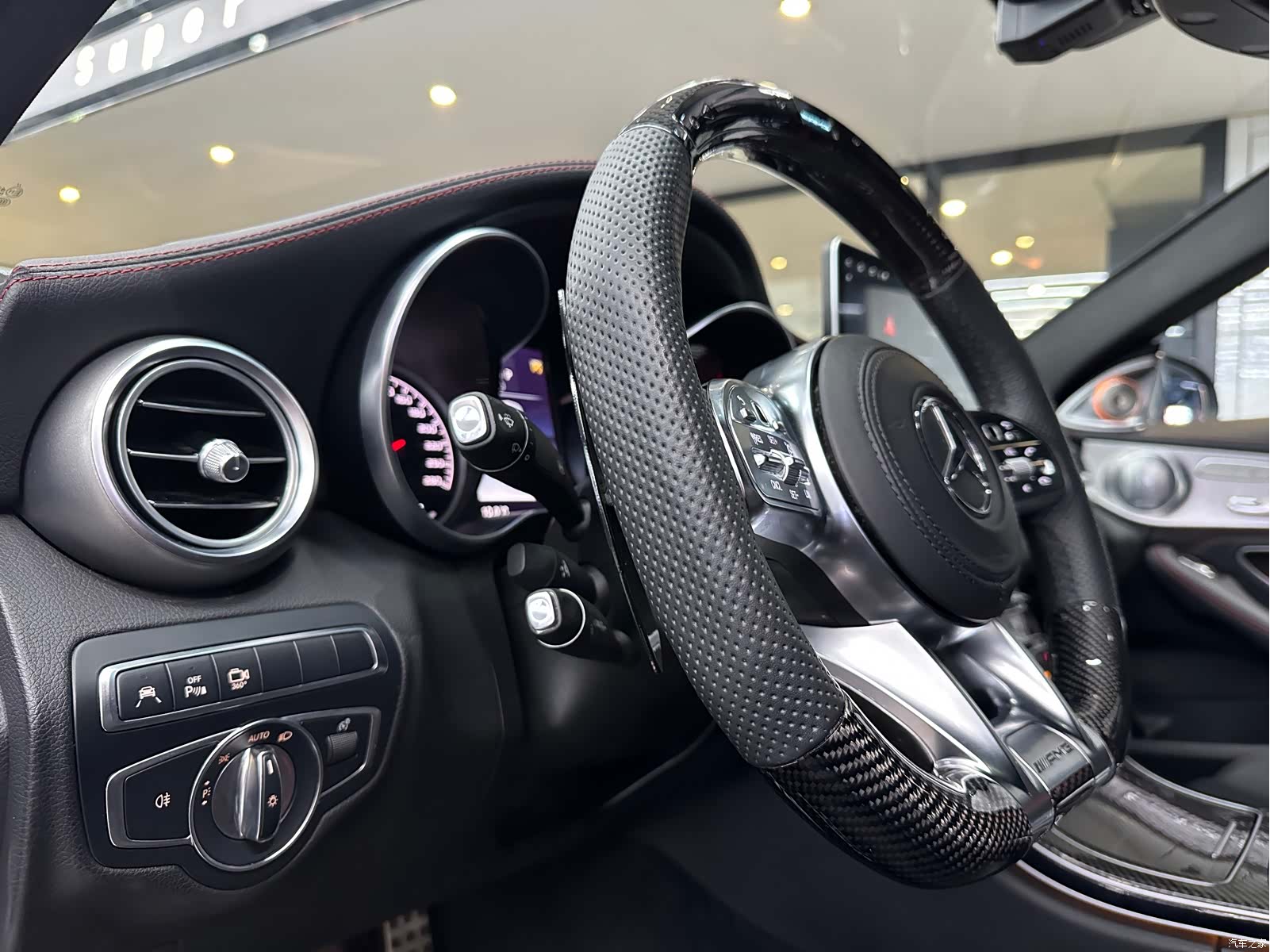 Mercedes-Benz C-Class, 2018 10