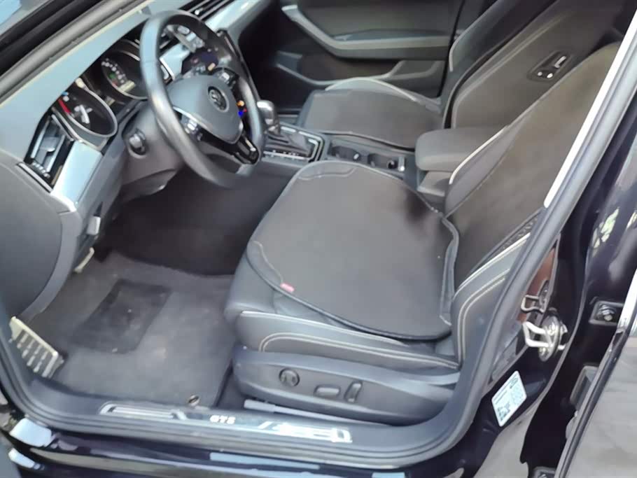 Volkswagen Magotan GTE