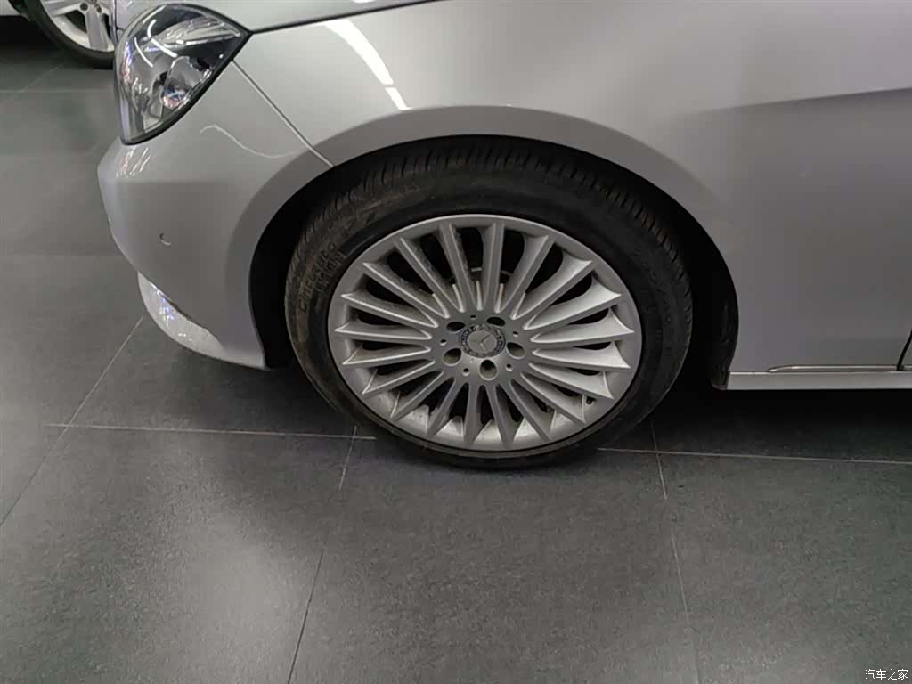 Mercedes-Benz E-Class, 2014 23