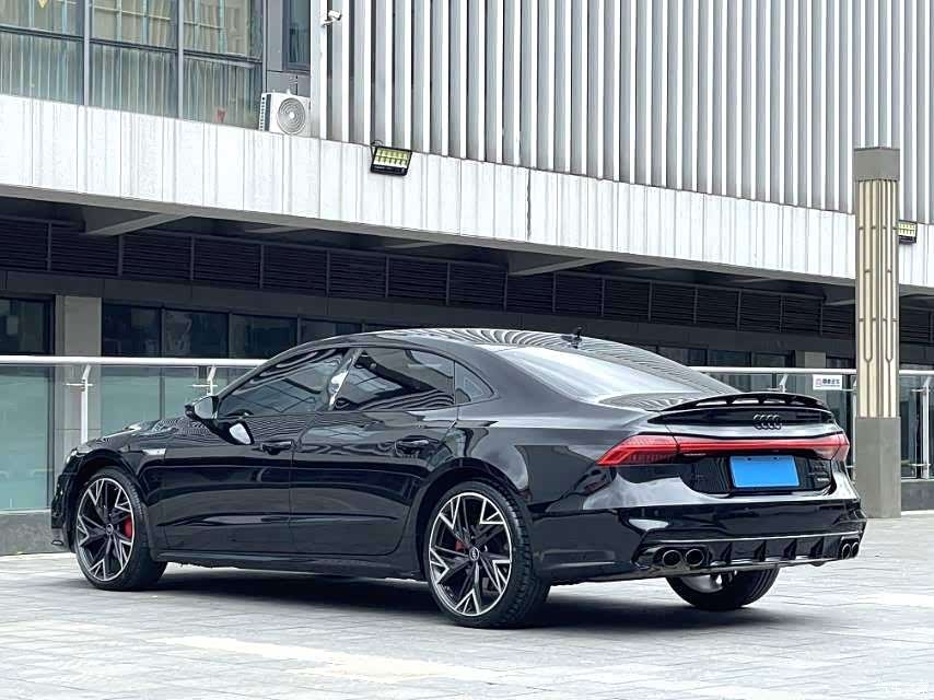 Audi A7L, 2024 14