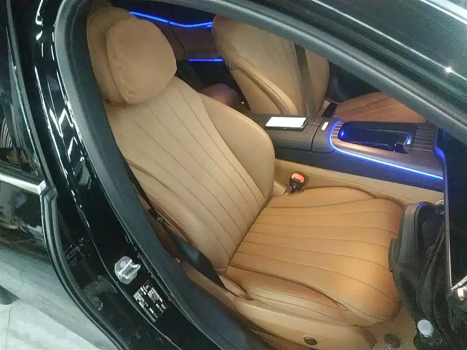 Mercedes-Benz E-class Mercedes-Benz E-class