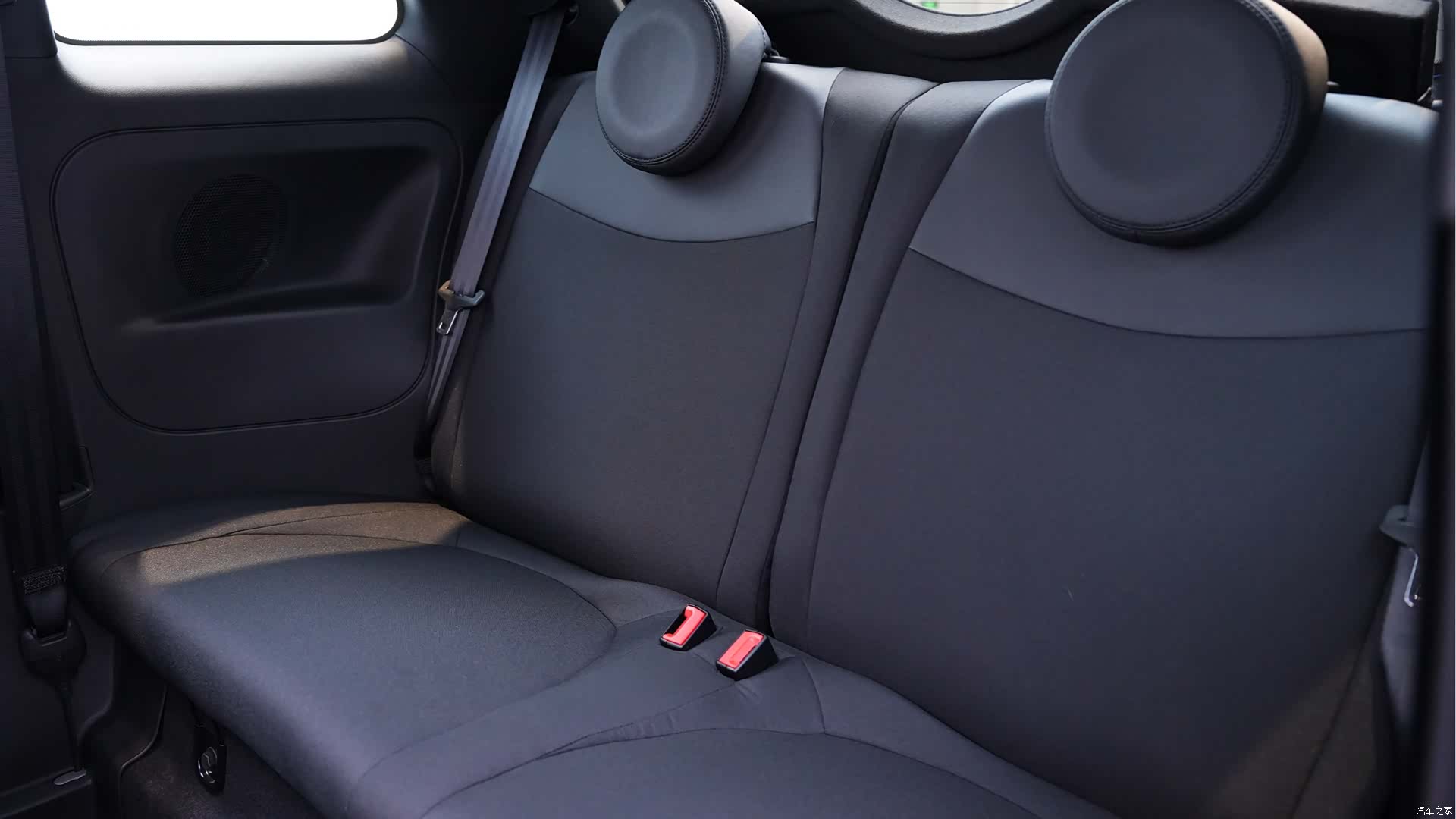 Abarth 695, 2024 15