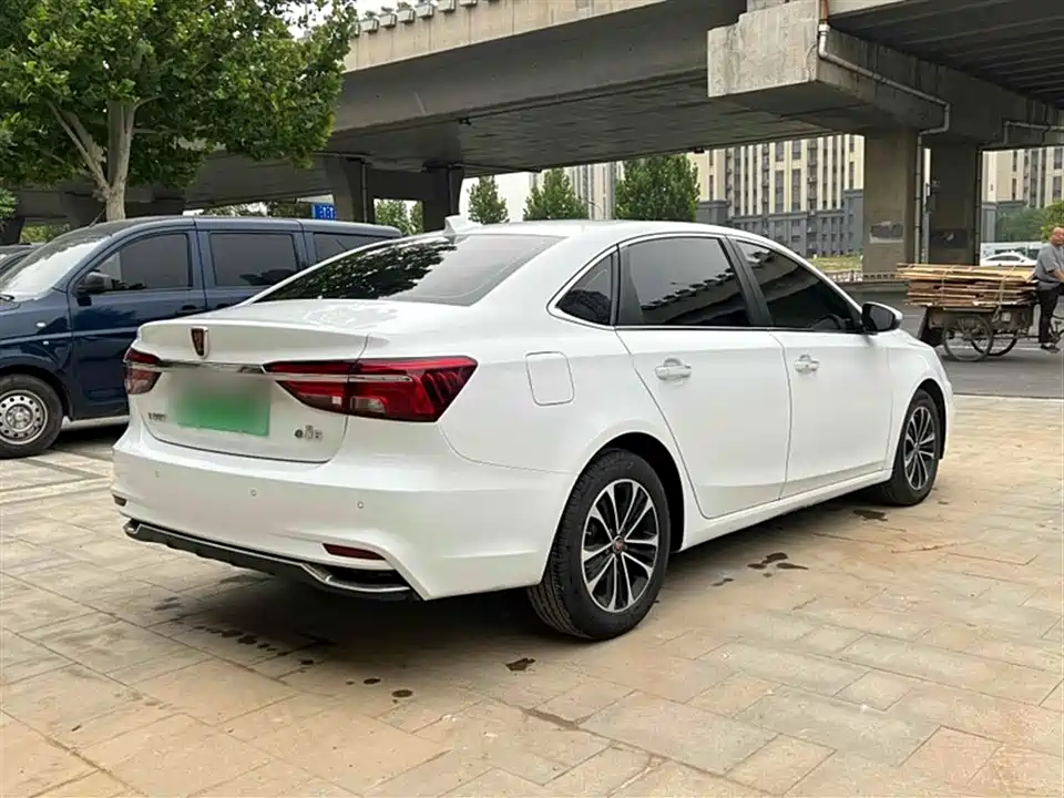 Roewe i6 Roewe i6