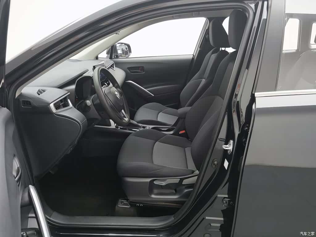 Toyota Frontlander, 2024 10
