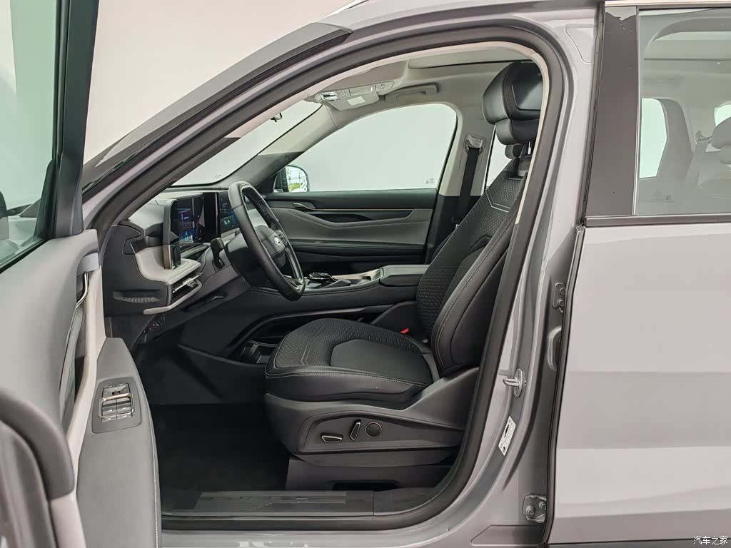 Ford Edge L, 2023 10