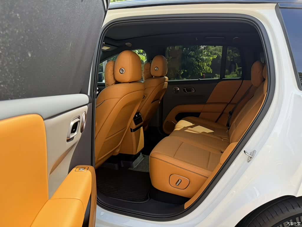 Li Auto i6, 2025 14