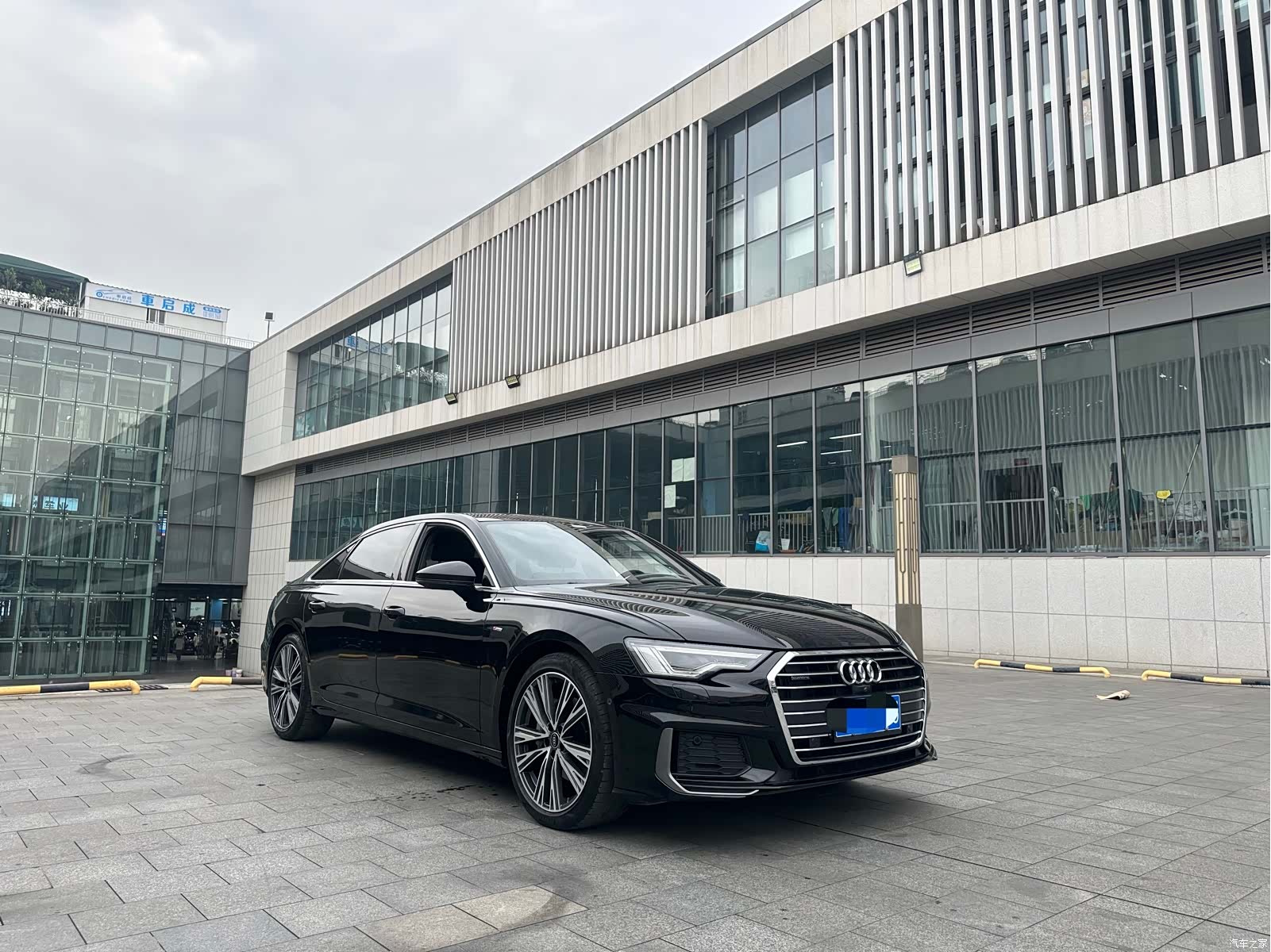 Audi A6L, 2022 8