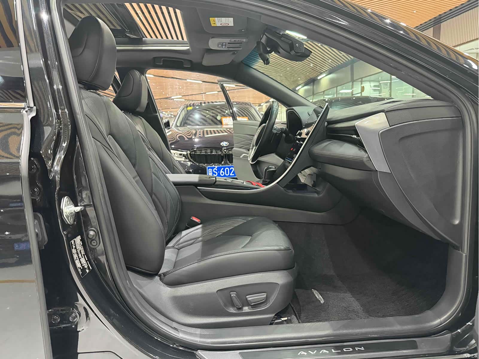 Toyota Avalon, 2019 10
