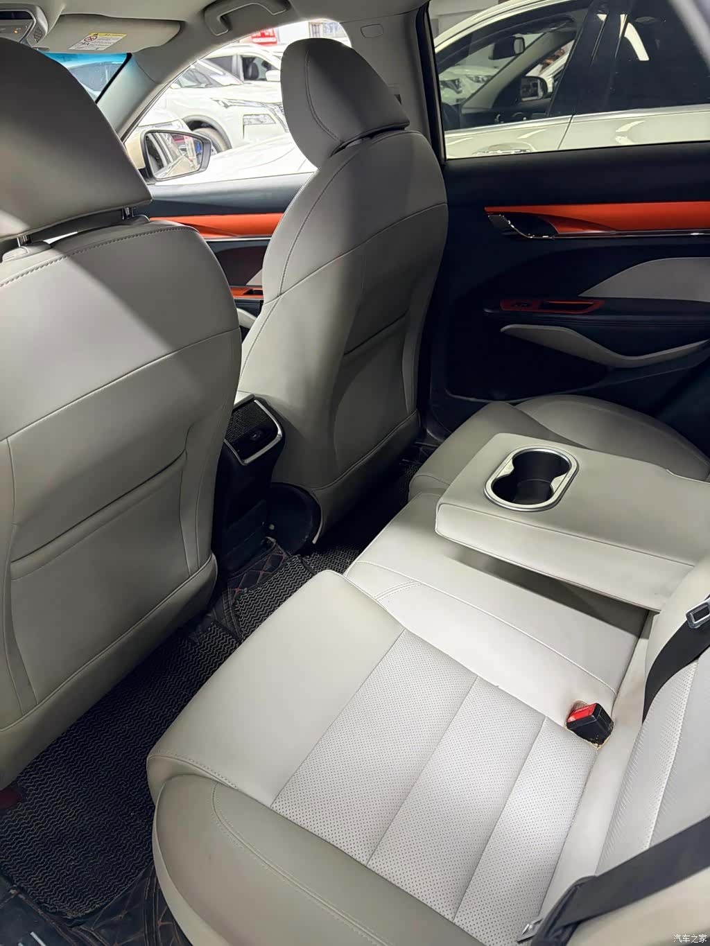 Geely Binray, 2019 6