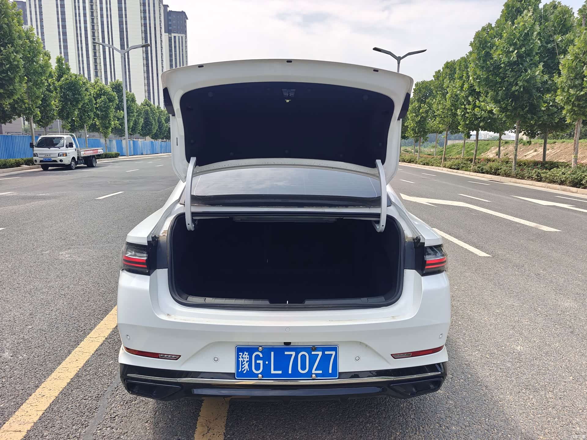 Geely Preface, 2025 10