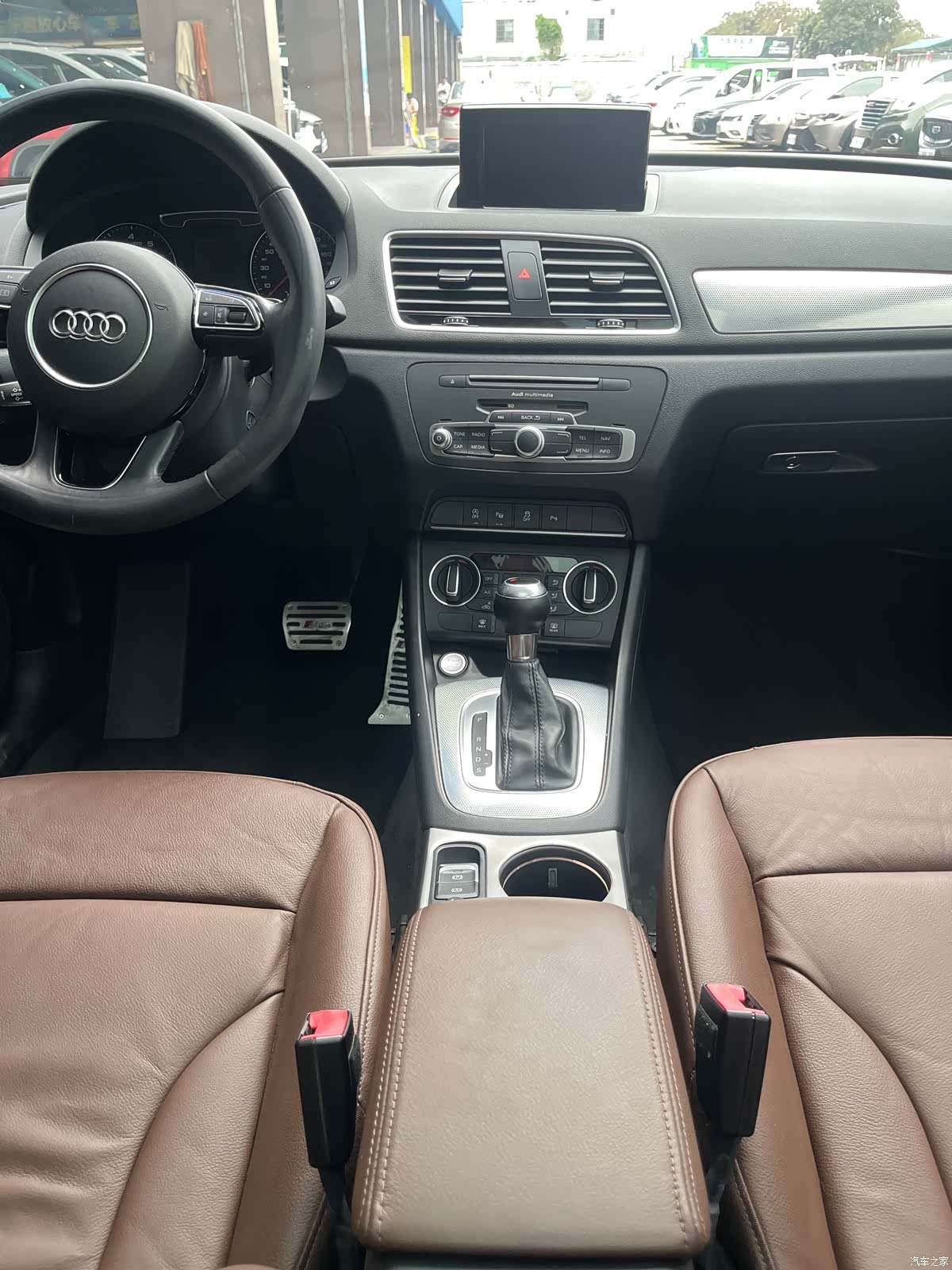Audi Q3, 2017 11