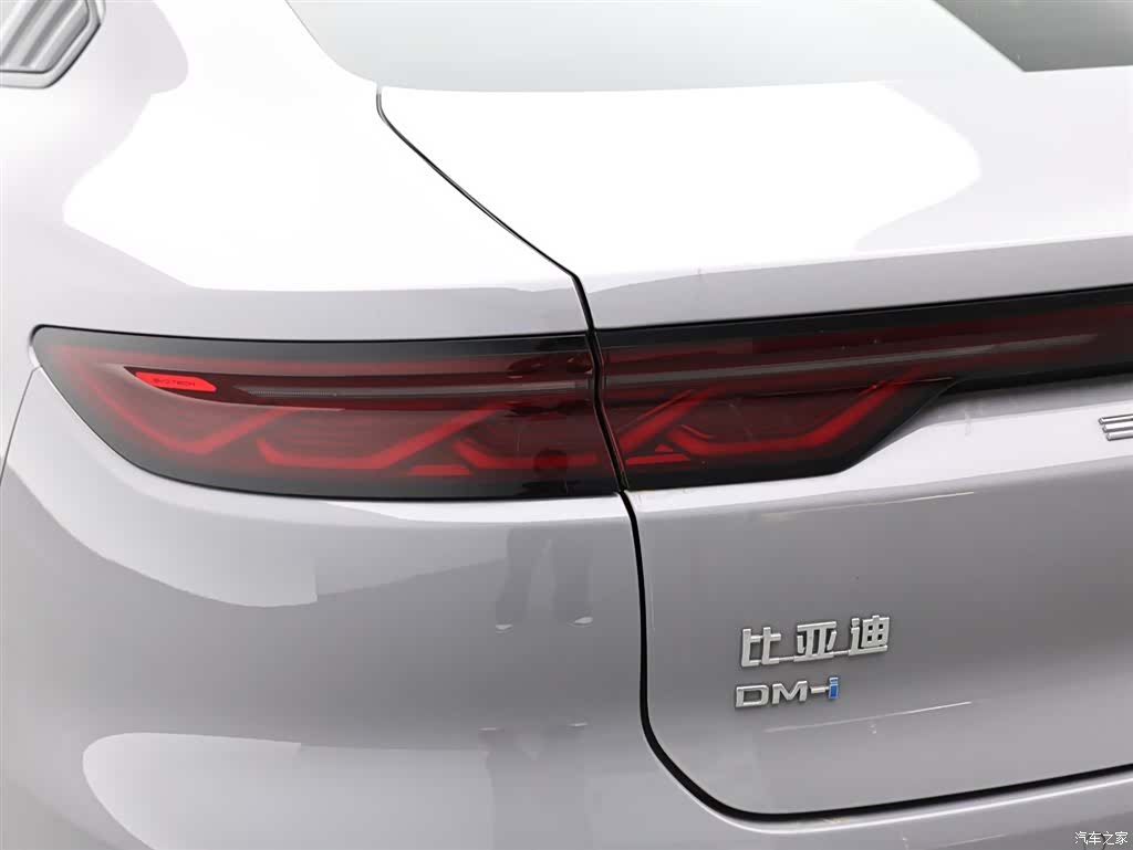 BYD Han, 2025 все фото
